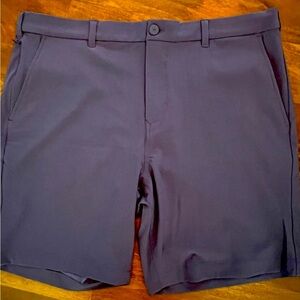 Mizzen + Main Men’s Helmsman Shorts